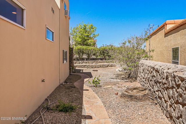 6752 Camino Blanco, Las Cruces, NM 88007