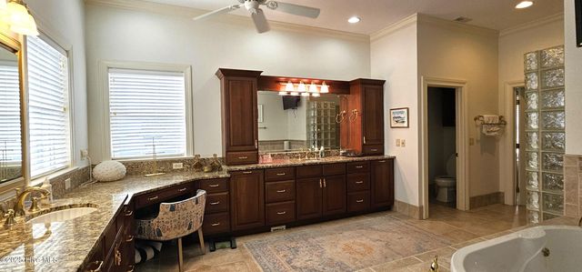 2775 Pinecrest Drive SE, Boiling Spring Lakes, NC 28461