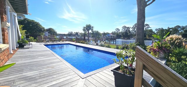 2775 Pinecrest Drive SE, Boiling Spring Lakes, NC 28461