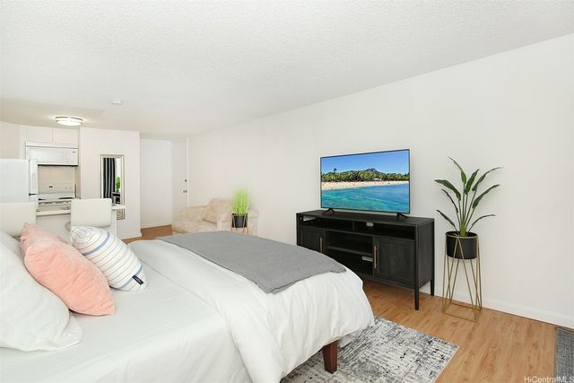 2572 Lemon Road 601, Honolulu, HI 96815