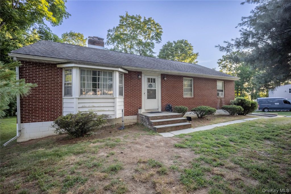 1561-1565 Route 376, Wappingers Falls, NY 12590
