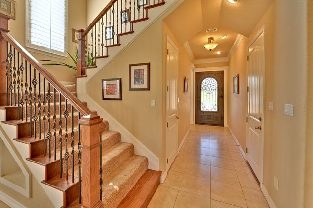 2541 Vineyard Drive, Granbury, TX 76048