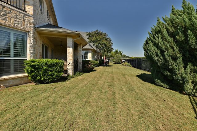 2541 Vineyard Drive, Granbury, TX 76048