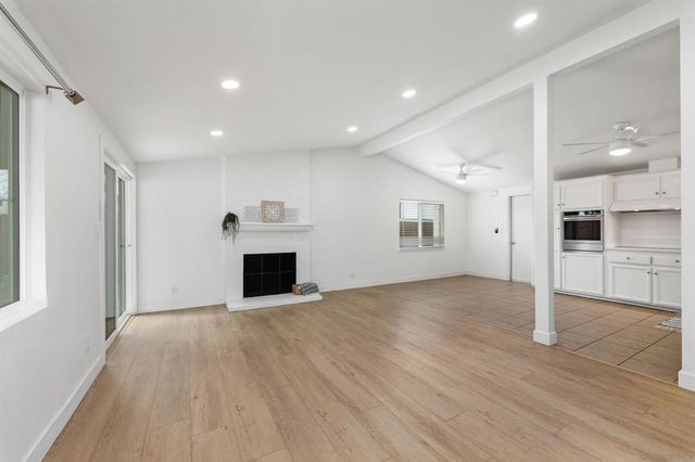 2573 Raymell Dr., San Diego, CA 92123