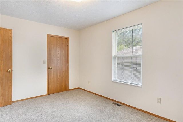 2830 N Washington Avenue, Springfield, MO 65803