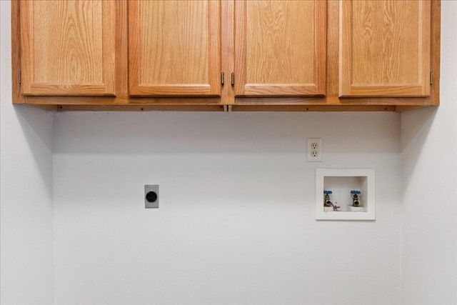 2830 N Washington Avenue, Springfield, MO 65803