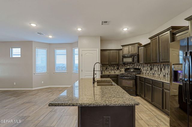 4713 Marisabel Azcarate Street, El Paso, TX 79938