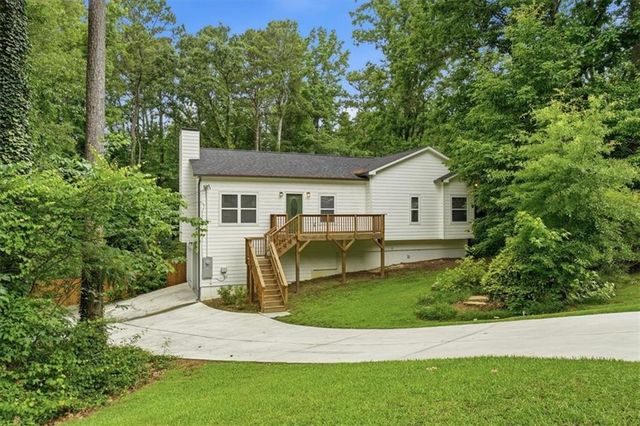 3355 Hillside Drive, Snellville, GA 30078