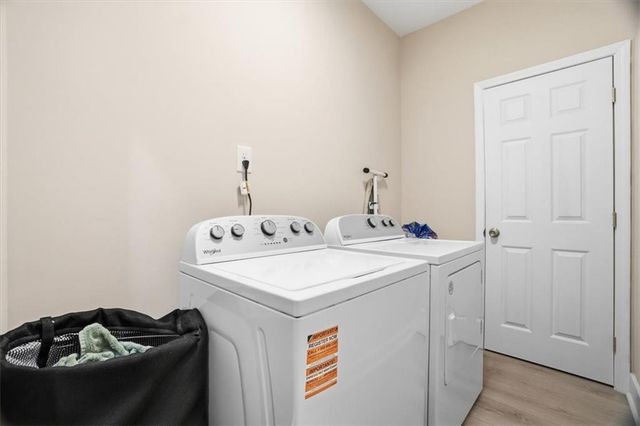 3355 Hillside Drive, Snellville, GA 30078