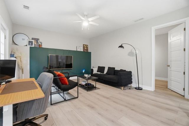 3355 Hillside Drive, Snellville, GA 30078