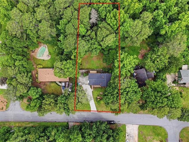 3355 Hillside Drive, Snellville, GA 30078