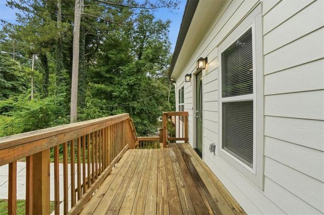 3355 Hillside Drive, Snellville, GA 30078