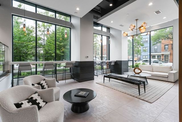 99 Sumner St 623, Boston, MA 02128