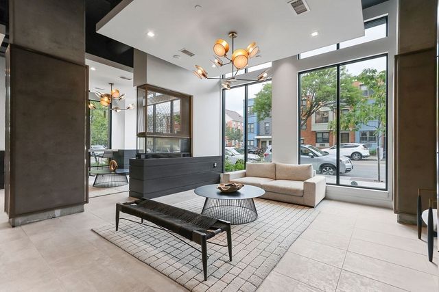 99 Sumner St 623, Boston, MA 02128