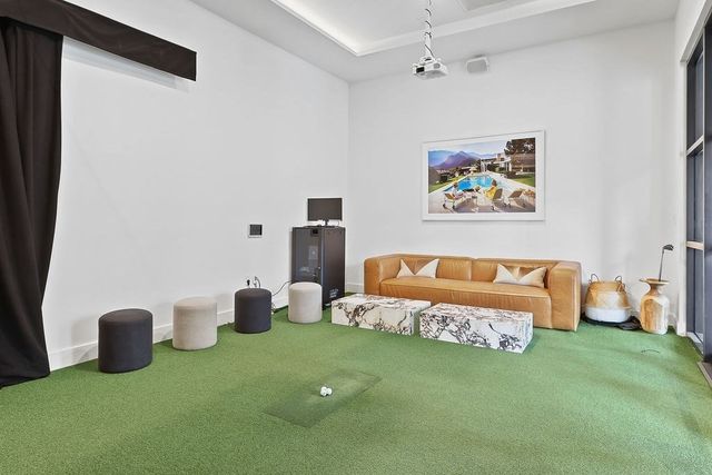 99 Sumner St 623, Boston, MA 02128