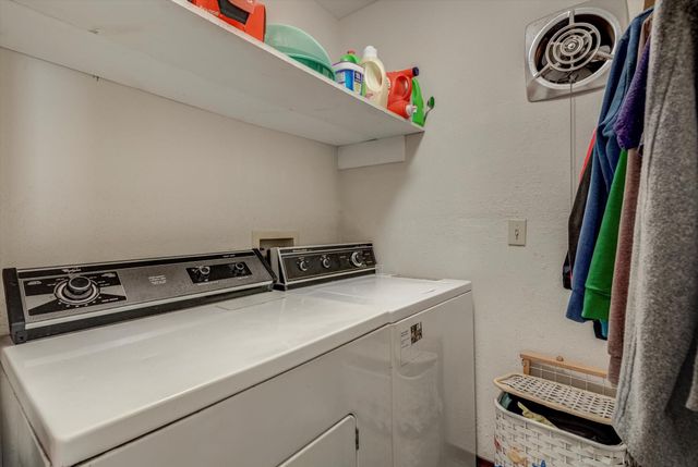 1120 Redfish Street, Bayou Vista, TX 77563