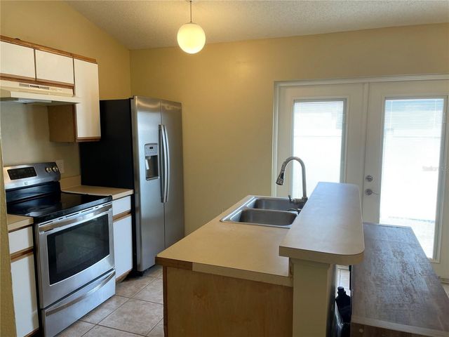 526 POINTE ALLYSON WAY, Orlando, FL 32825