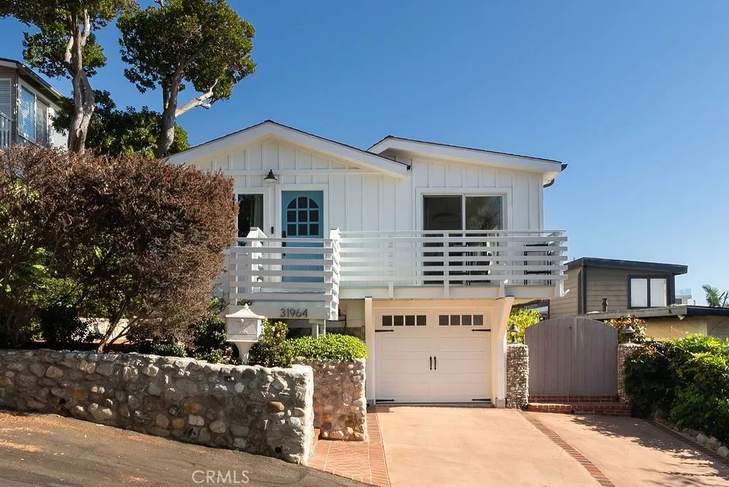 31964 10th Avenue, Laguna Beach, CA 92651