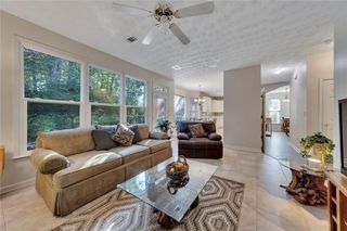 800 Crow View Court, Woodstock, GA 30189