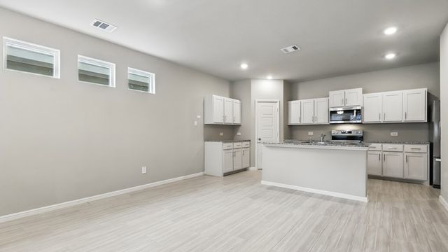 3029 MAPLE ORCHARD Lane, Fort Worth, TX 76140