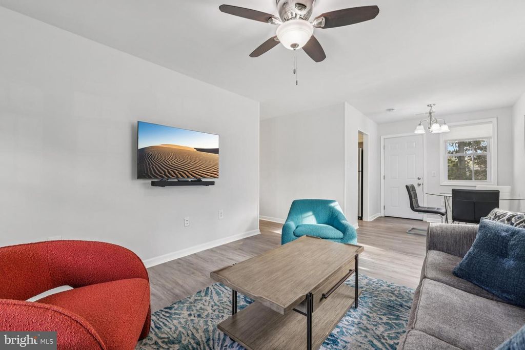 Image 10 of property listing at 1612 LORIMER RD, Glen Burnie, MD 21061