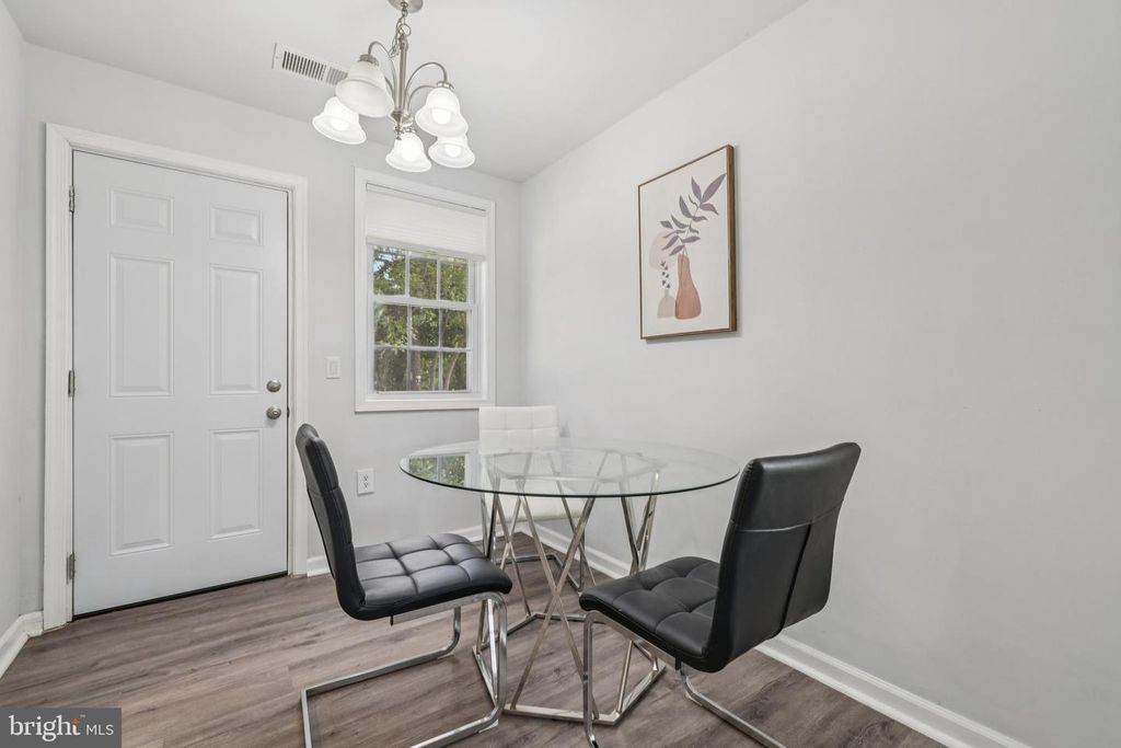 Image 11 of property listing at 1612 LORIMER RD, Glen Burnie, MD 21061