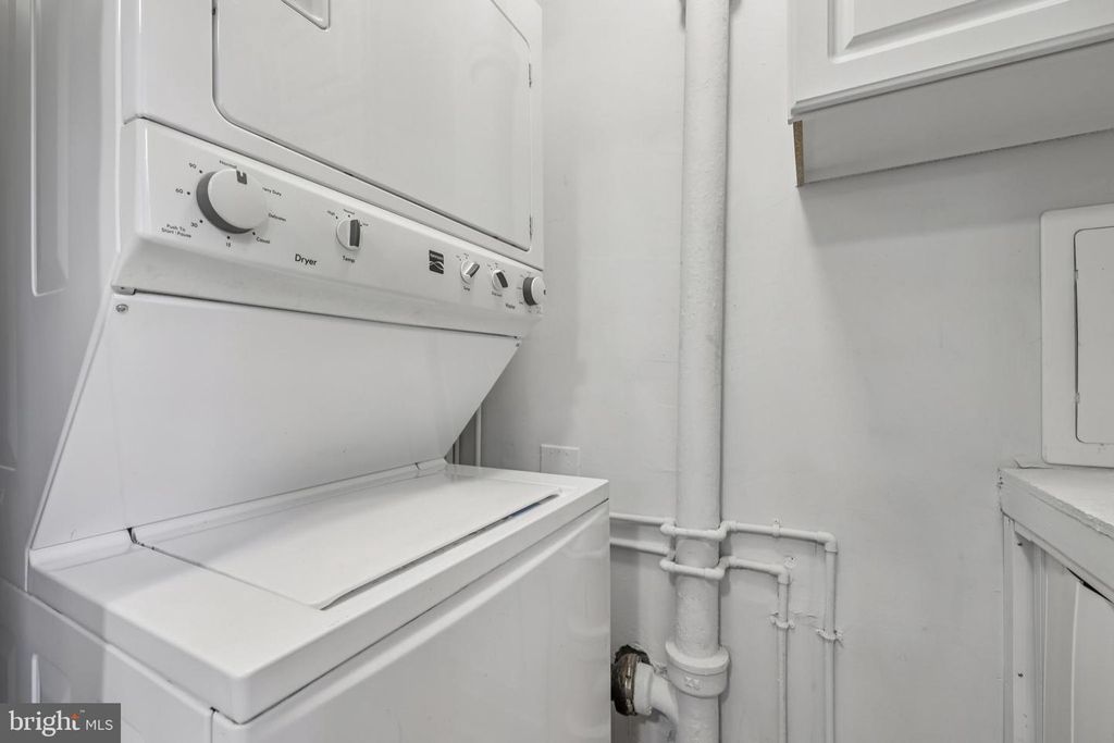 Image 18 of property listing at 1612 LORIMER RD, Glen Burnie, MD 21061