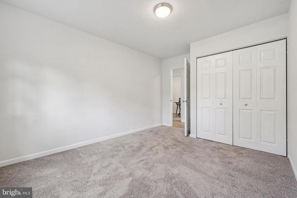 Image 21 of property listing at 1612 LORIMER RD, Glen Burnie, MD 21061