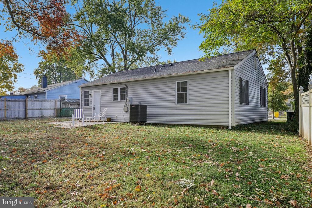 Image 31 of property listing at 1612 LORIMER RD, Glen Burnie, MD 21061