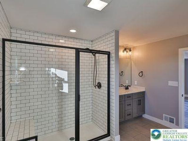 66 Joyce Court, Bangor Boro, PA 18013