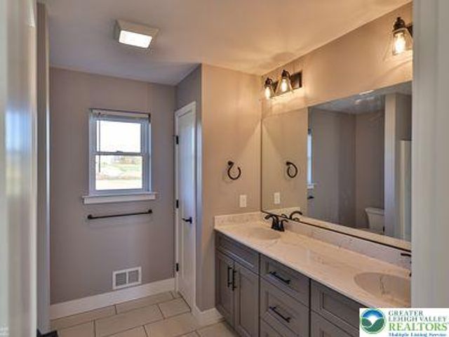 66 Joyce Court, Bangor Boro, PA 18013