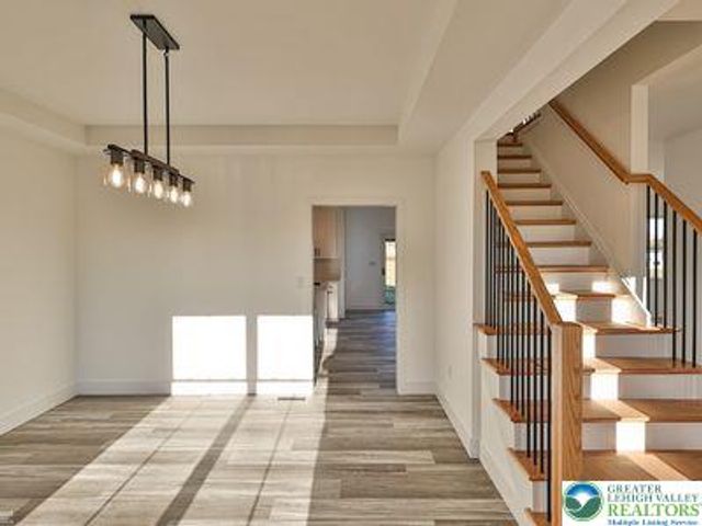 66 Joyce Court, Bangor Boro, PA 18013