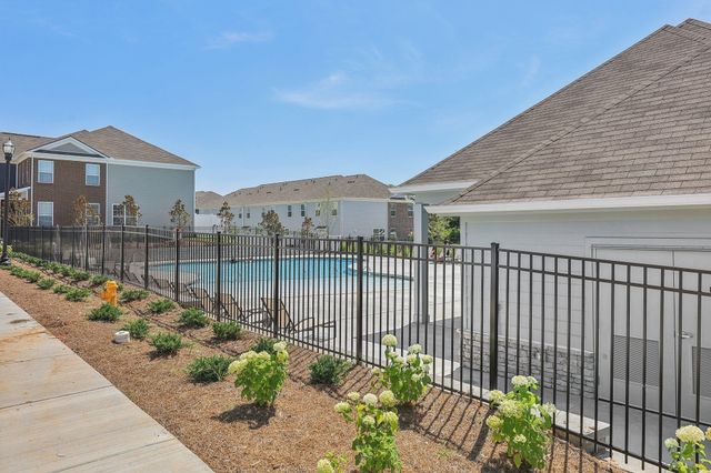 737 Ashbrook Drive, Lebanon, TN 37087