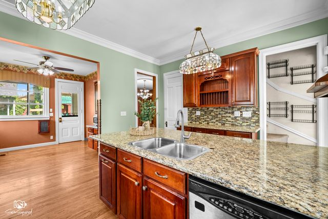 429 Buell Avenue, Joliet, IL 60435