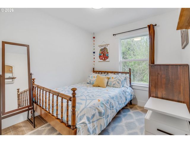 36690 Se YODER Dr, Estacada, OR 97023