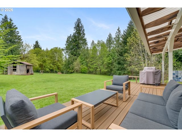 36690 Se YODER Dr, Estacada, OR 97023