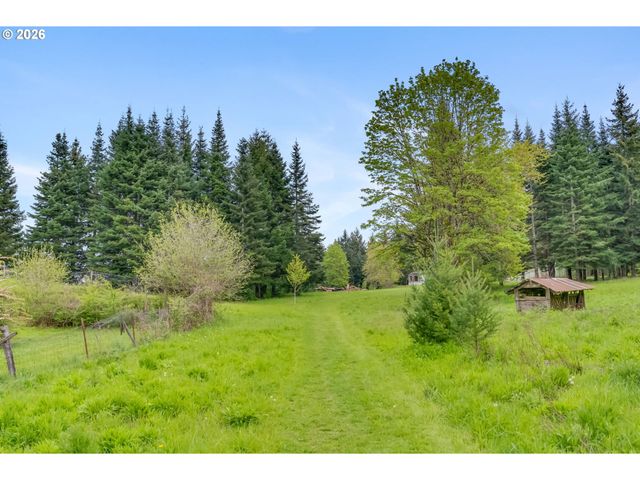 36690 Se YODER Dr, Estacada, OR 97023