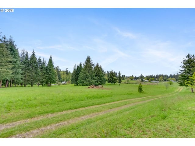 36690 Se YODER Dr, Estacada, OR 97023