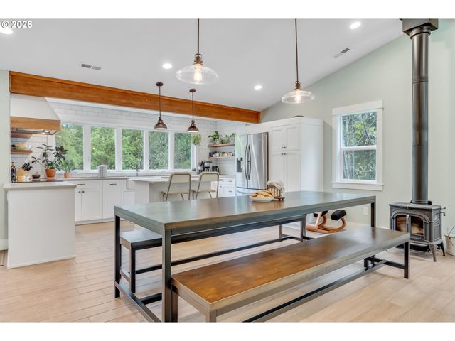 36690 Se YODER Dr, Estacada, OR 97023