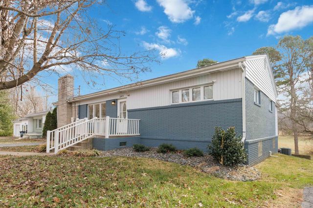 205 Kentucky Avenue, Somerset, KY 42501