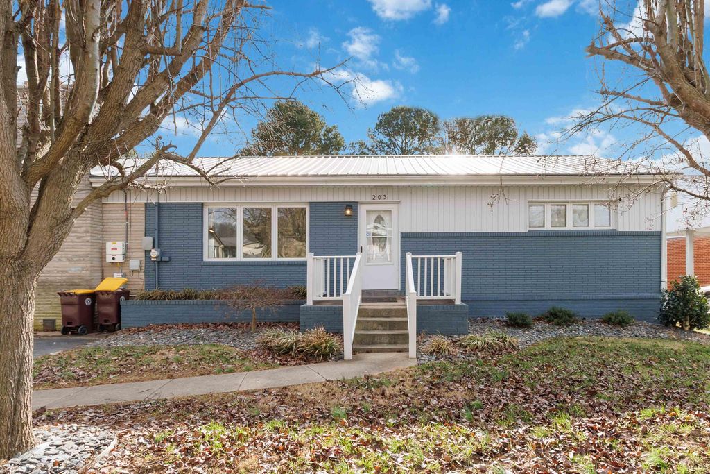 205 Kentucky Avenue, Somerset, KY 42501