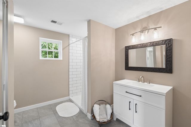 147 Taylor Road, West Union, SC 29696