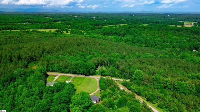 147 Taylor Road, West Union, SC 29696
