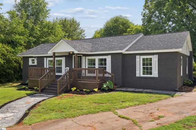 147 Taylor Road, West Union, SC 29696