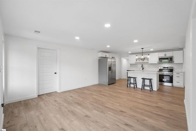 147 Taylor Road, West Union, SC 29696