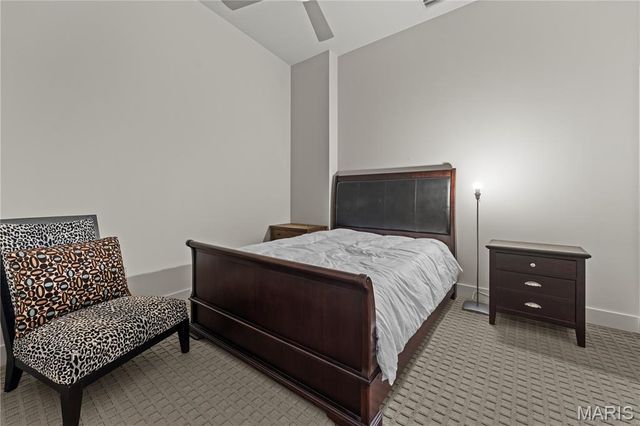 8025 Maryland Avenue 7G, Clayton, MO 63105