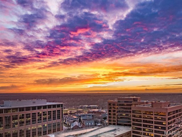 8025 Maryland Avenue 7G, Clayton, MO 63105