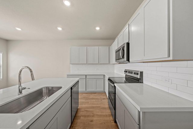 148 Wind Hill, Jarrell, TX 76537