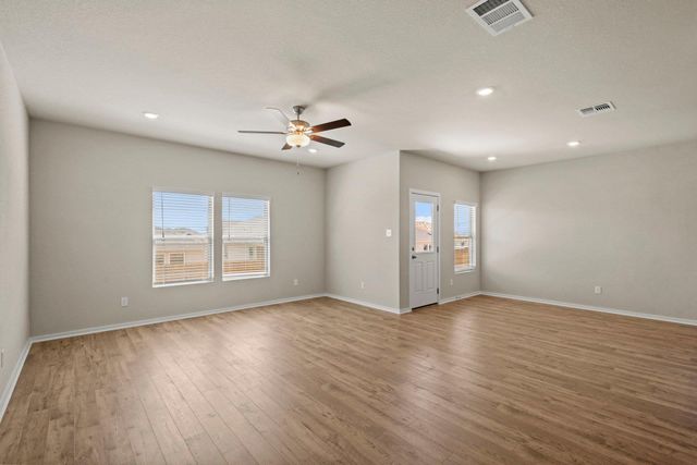 148 Wind Hill, Jarrell, TX 76537