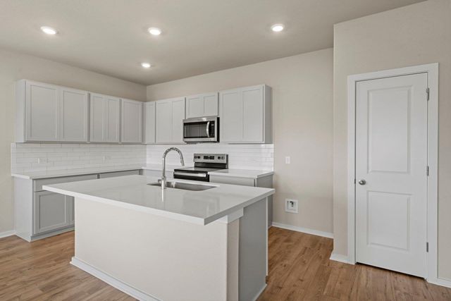148 Wind Hill, Jarrell, TX 76537